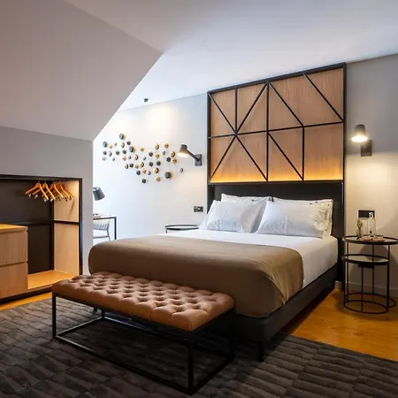 Hotel Ferraria Xvi Flh 4*