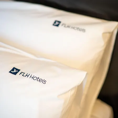 Hotel Ferraria Xvi Flh