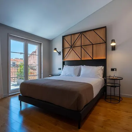 Otel Ferraria Xvi Flh 4*